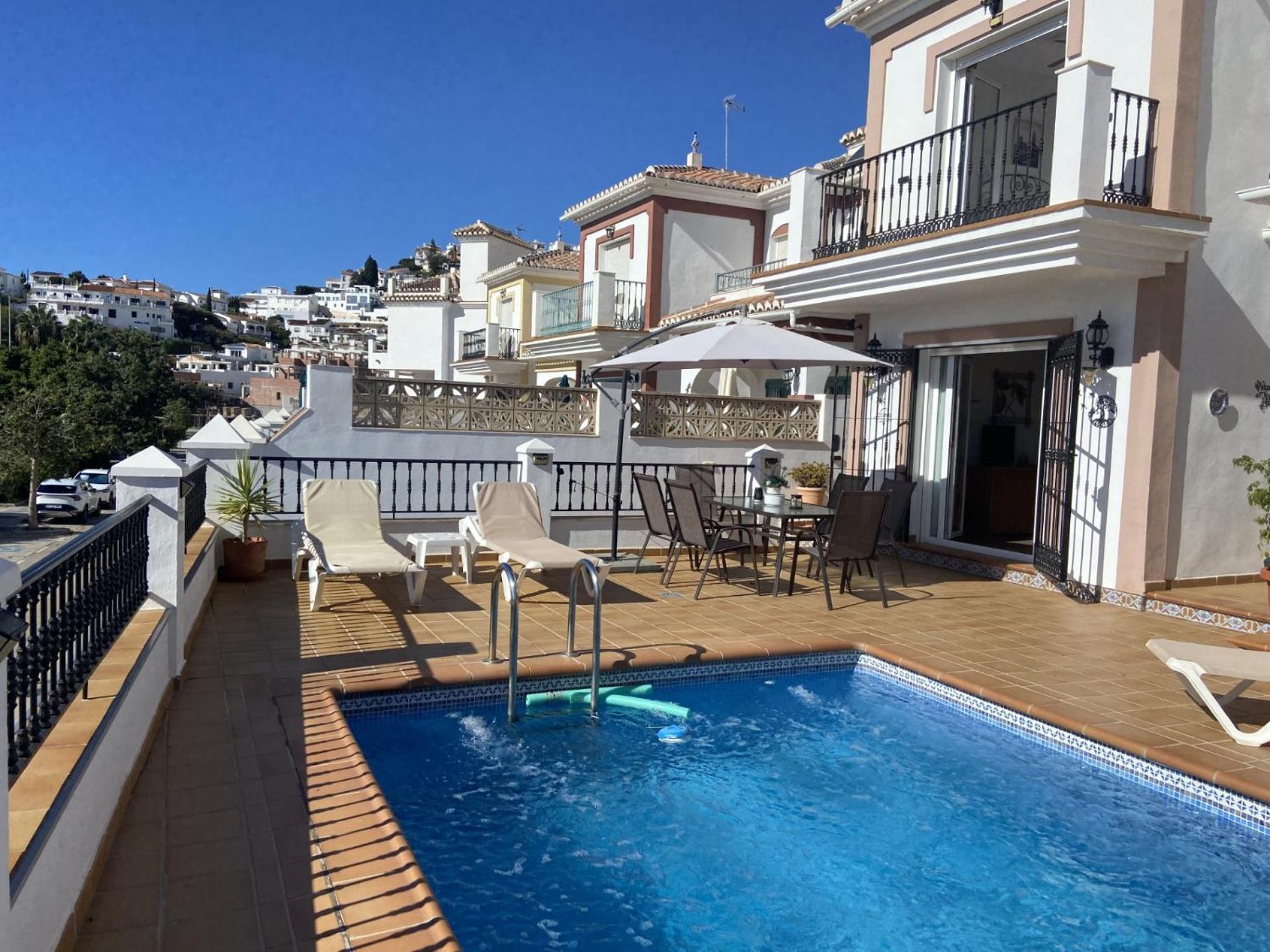 Casa Rosi, Vistas Al Mar, Piscina Privada Y A/A Βίλα Nerja Εξωτερικό φωτογραφία